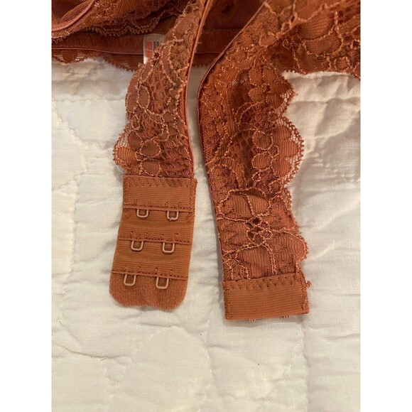 Intimately Free People Bra Bralette Sexy Lacy Halter Style Size Medium - Picture 6 of 9
